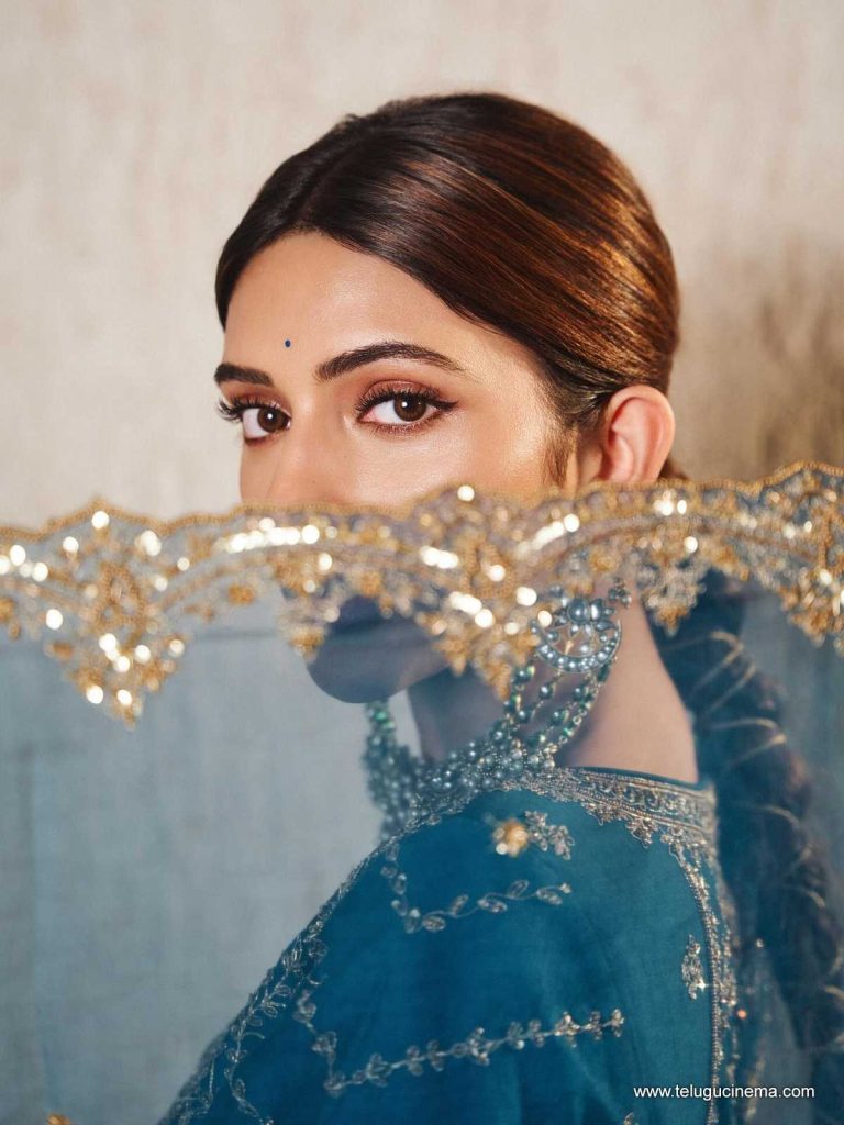 sreeleela photos 181025 04
