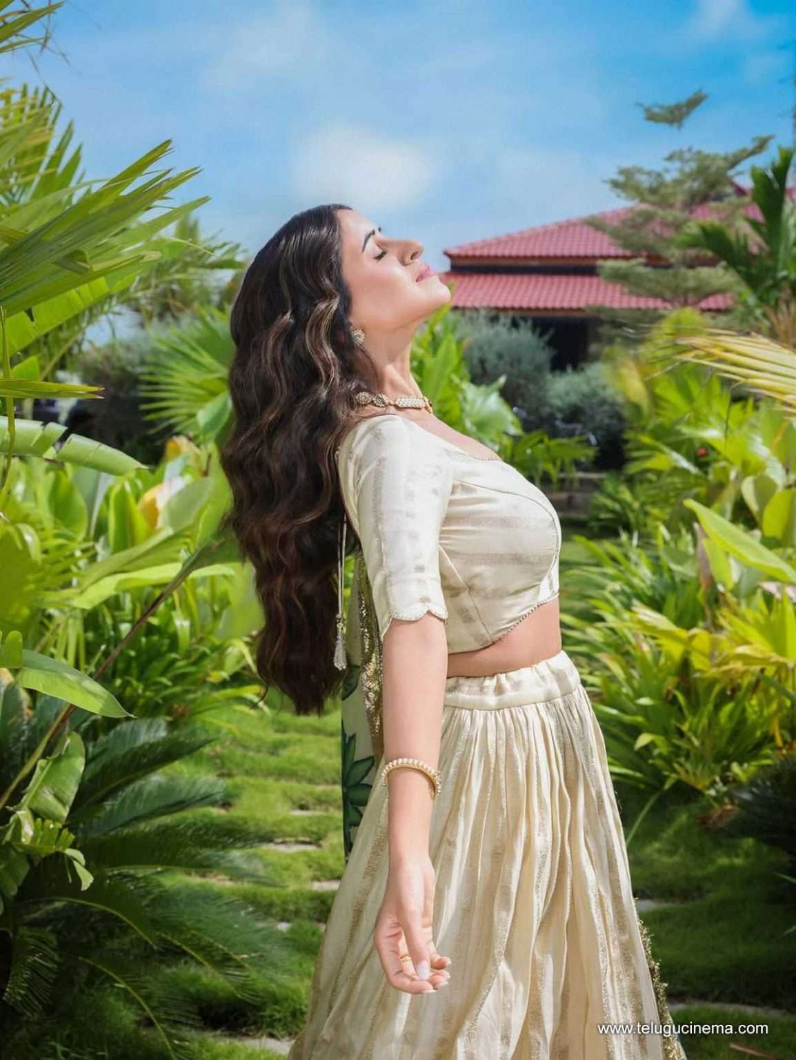 Anshu with her November glow