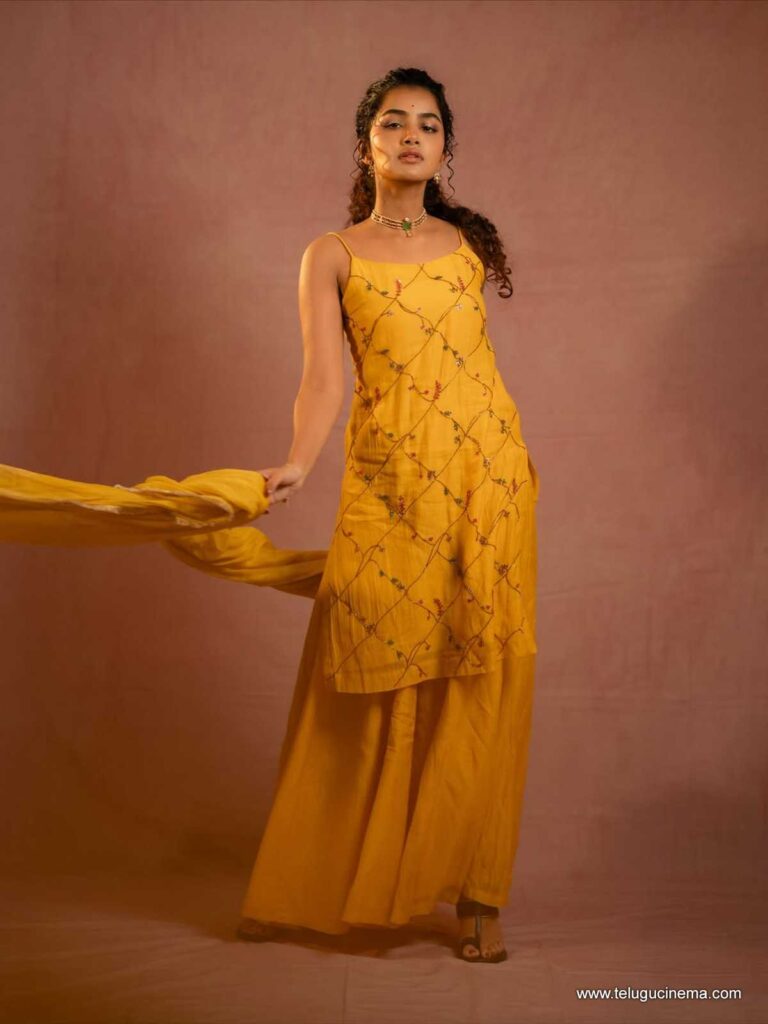 anupama stills 261125 03