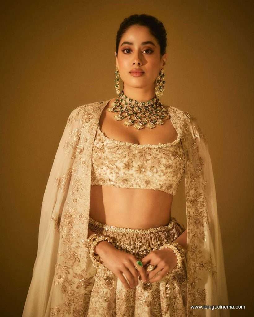 janhvikapoor photos 01 11 25 06