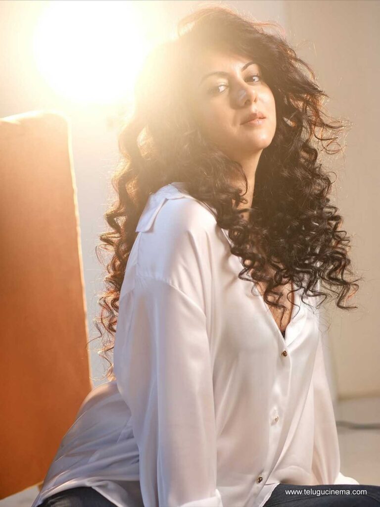 kamanajatmalanii stills 141125 01