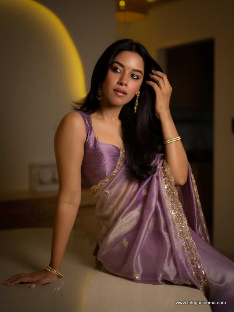 mrinalini stills 131125 08