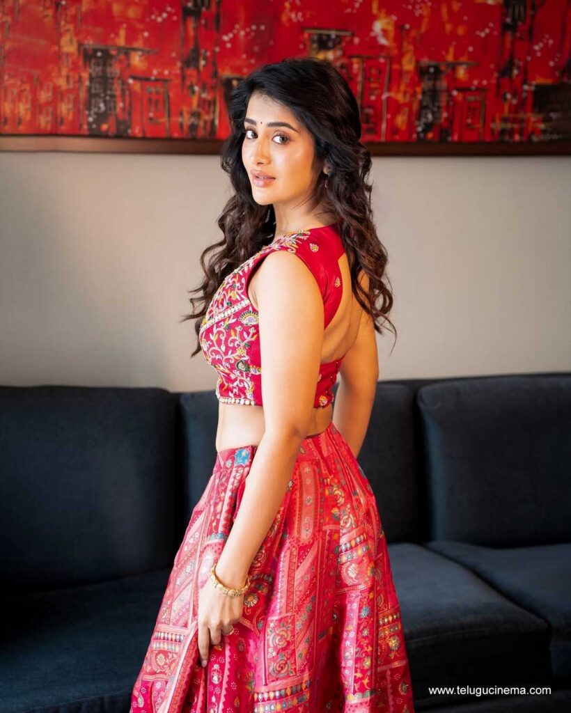 raashisingh stills 201125 04