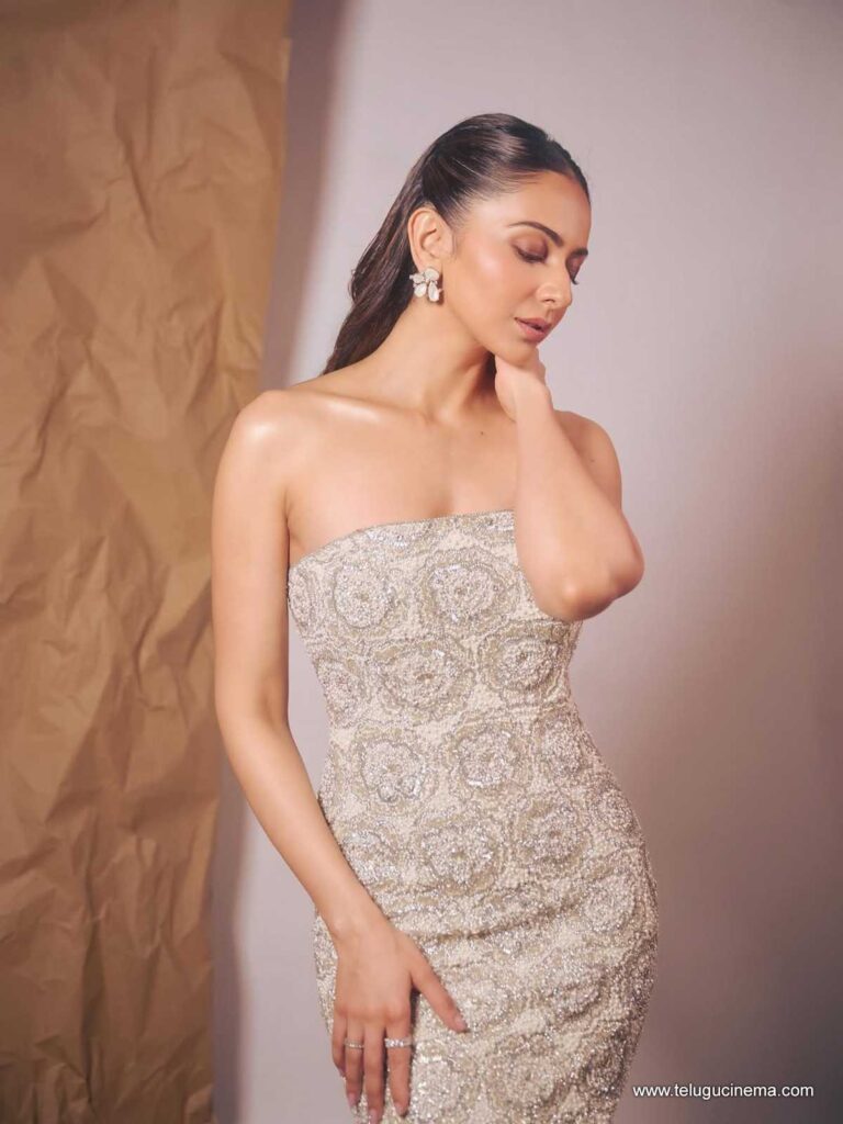 rakul stills 221125 10