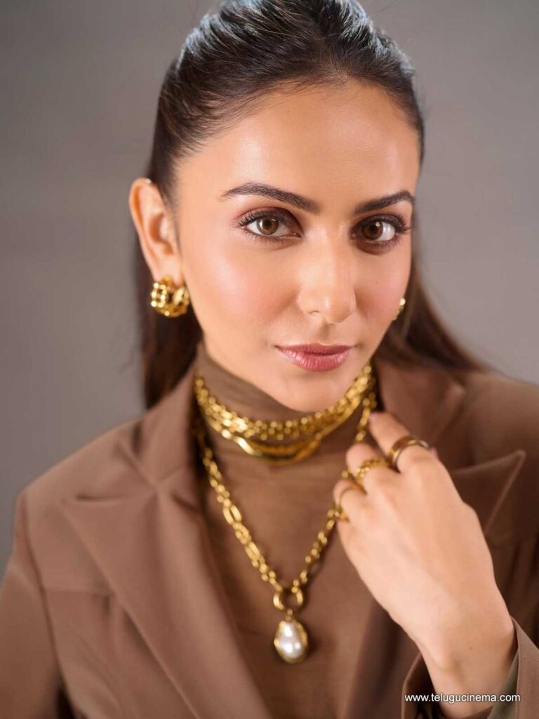 rakul stills 271125 01
