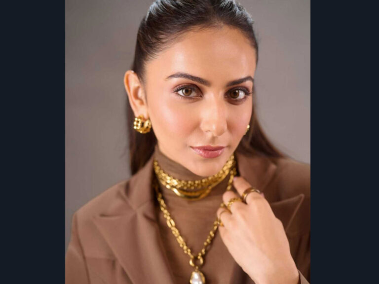 rakul thumb 7