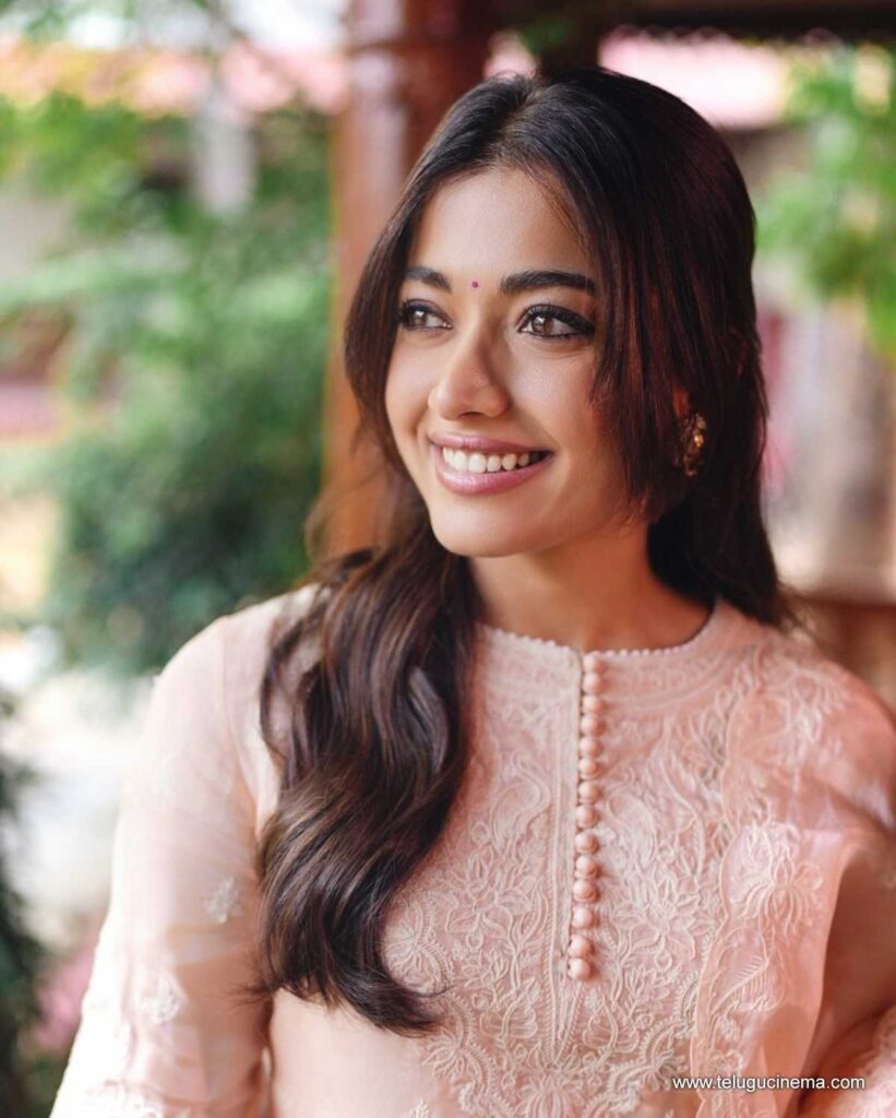 rashmika stills 281125 02