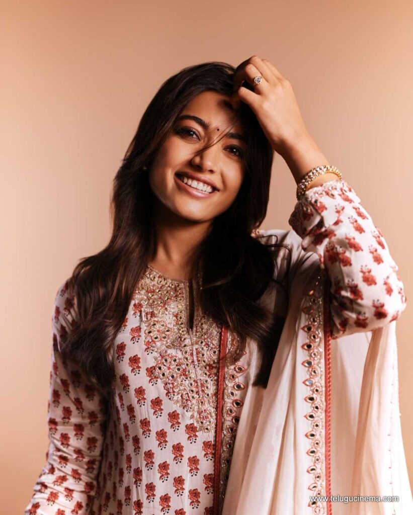 rashmika stills 281125 05