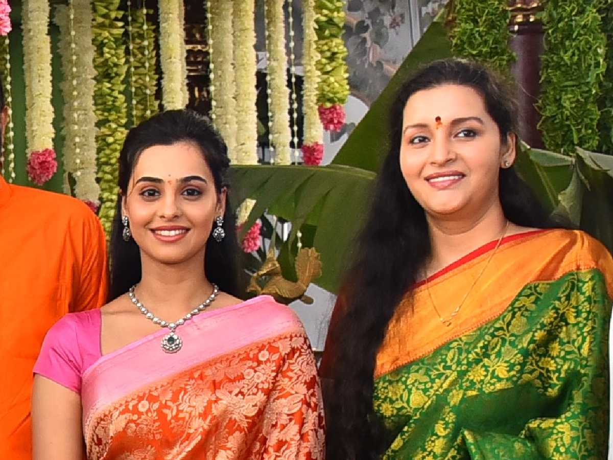 అత్తమ్మగా సూట్ అవుతానా: రేణు 1 Renu Desai