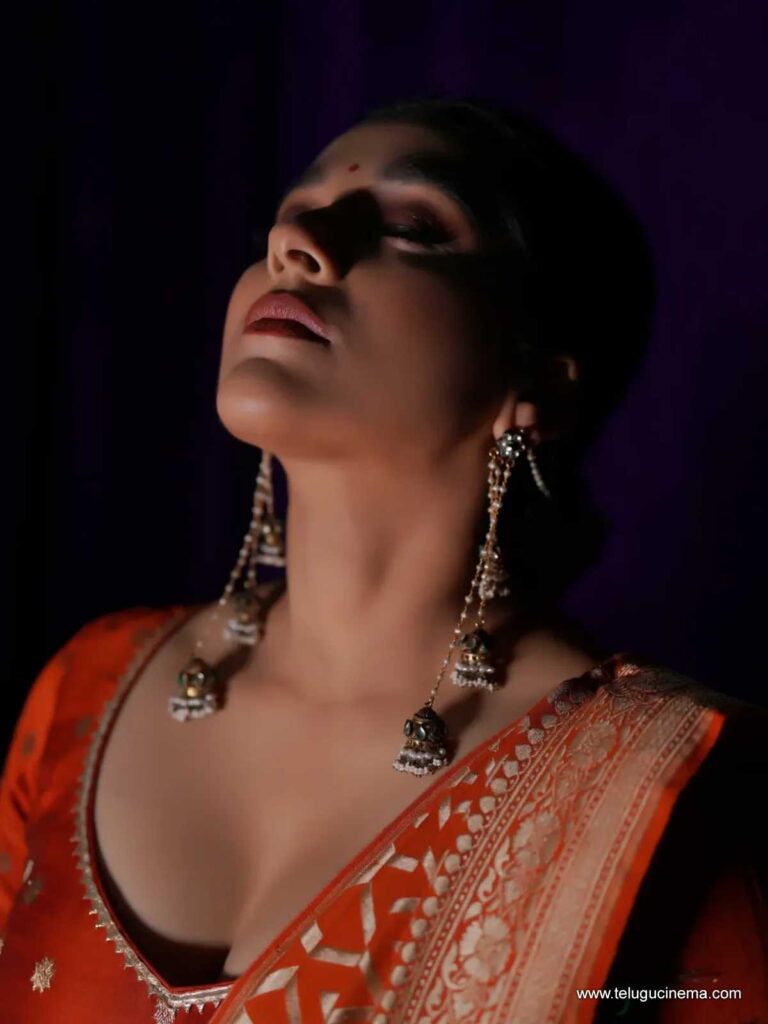 reshmi photos 10 11 25 01