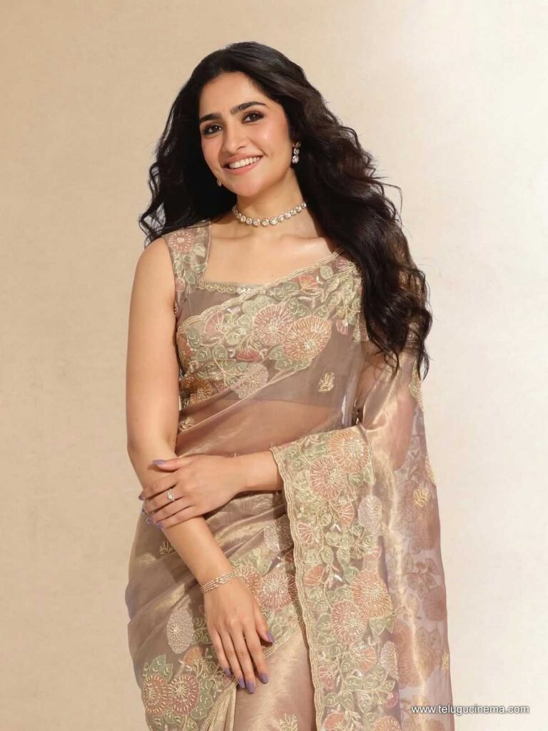 rukmini stills 141125 03