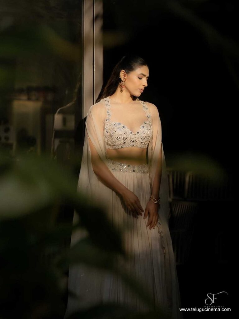 sapthami stills 171125 08