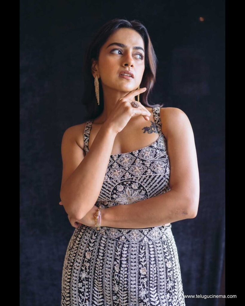 shraddhasrinath stills 271125 04