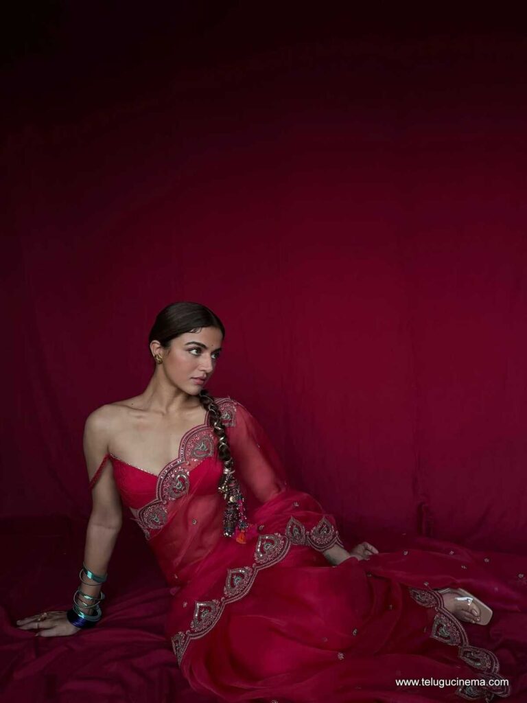 wamiqa stills 181125 01