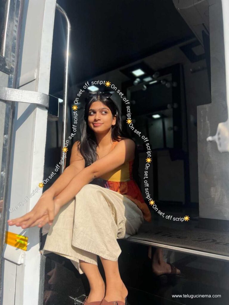 ananthika stills 271225 01