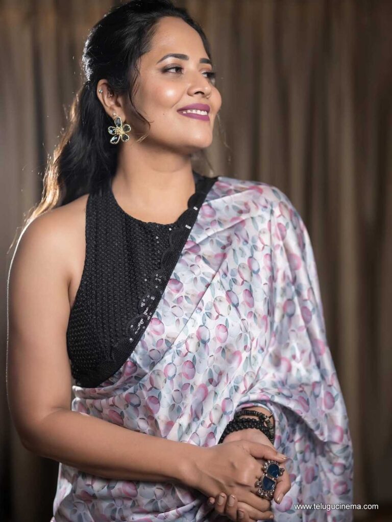 anasuya stills 291225 04