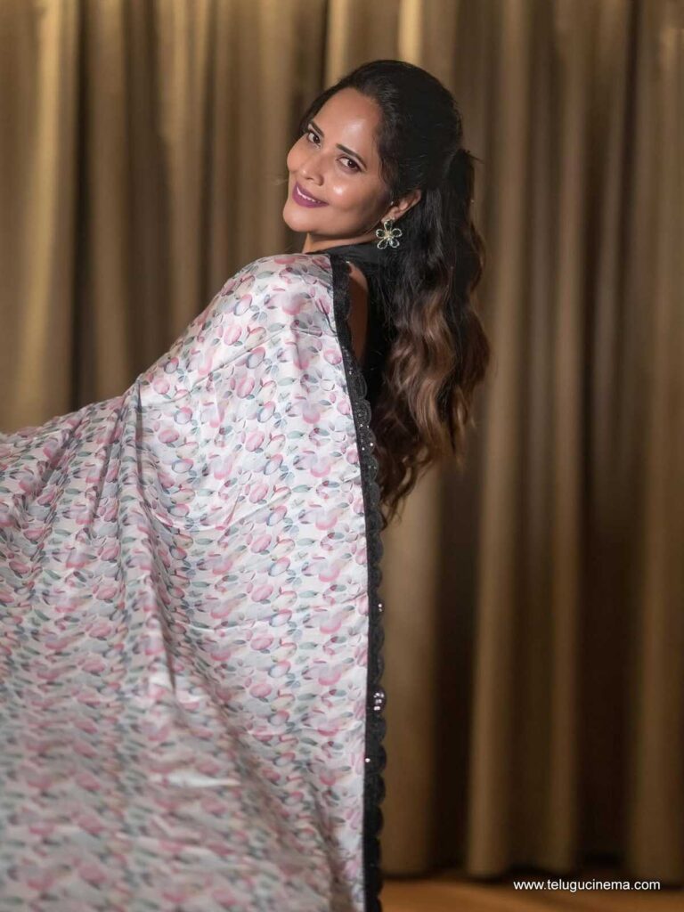 anasuya stills 291225 05