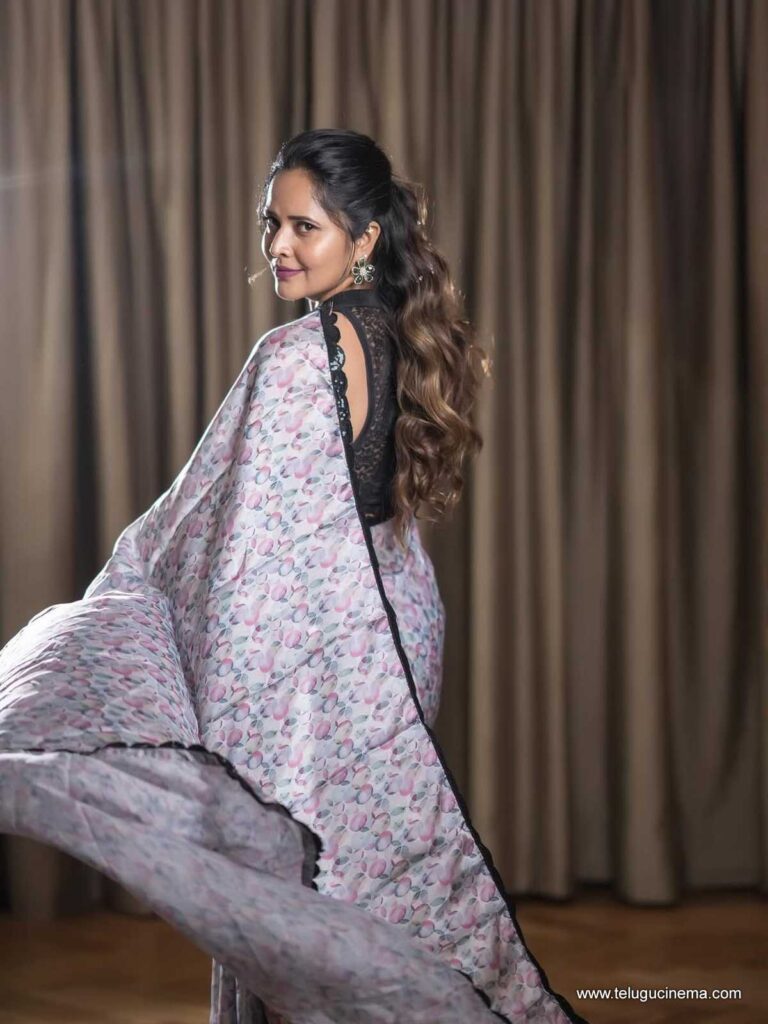 anasuya stills 291225 08