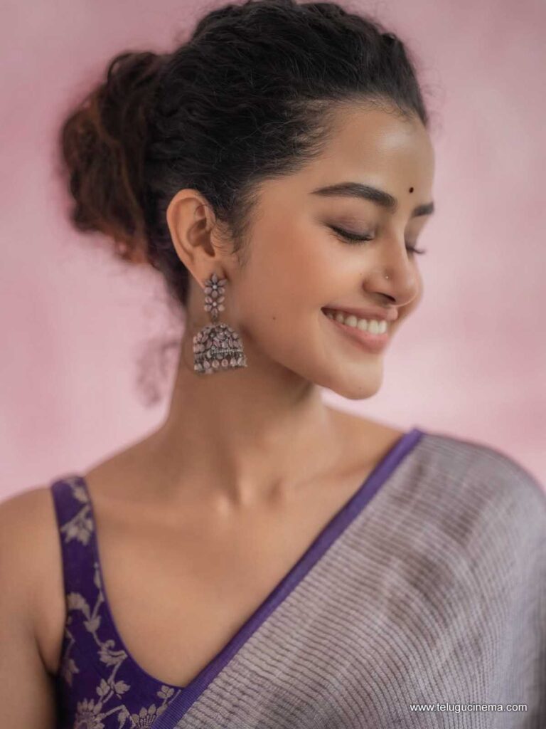 anupama stills 111225 01