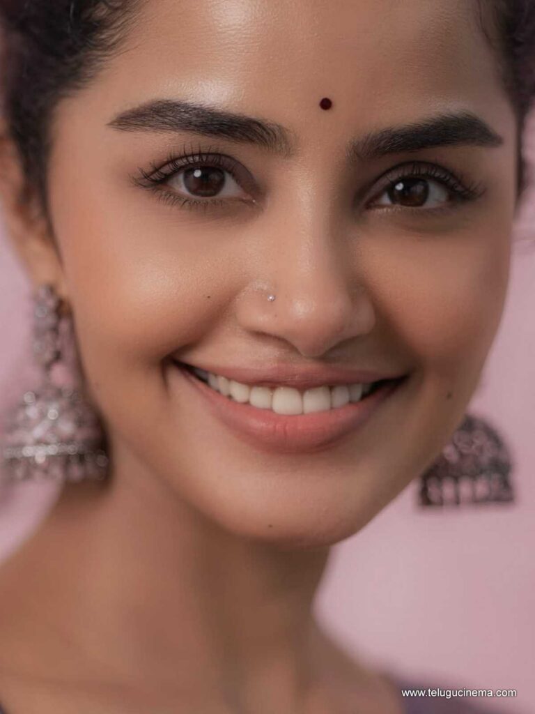 anupama stills 111225 08