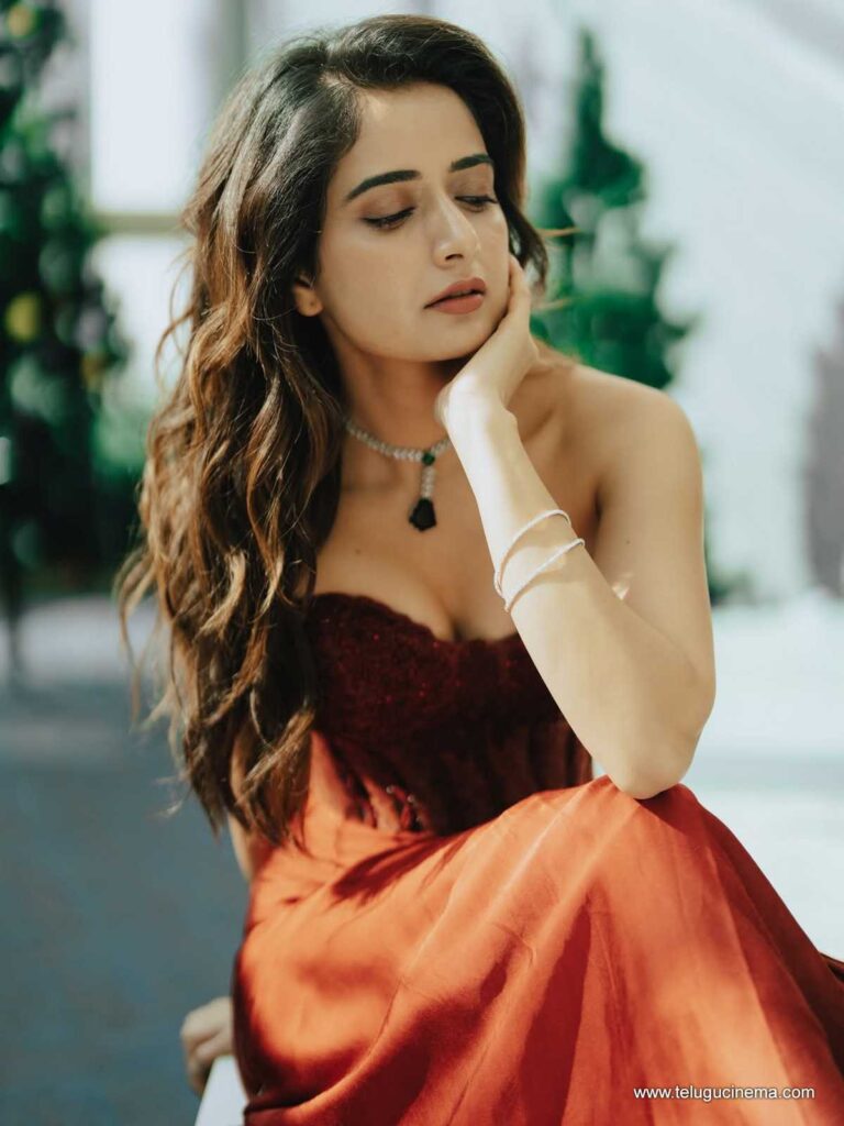 ashika stills 261225 02