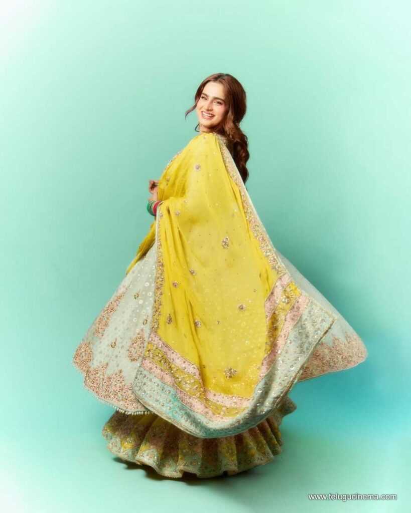 ayesha stills 031225 02