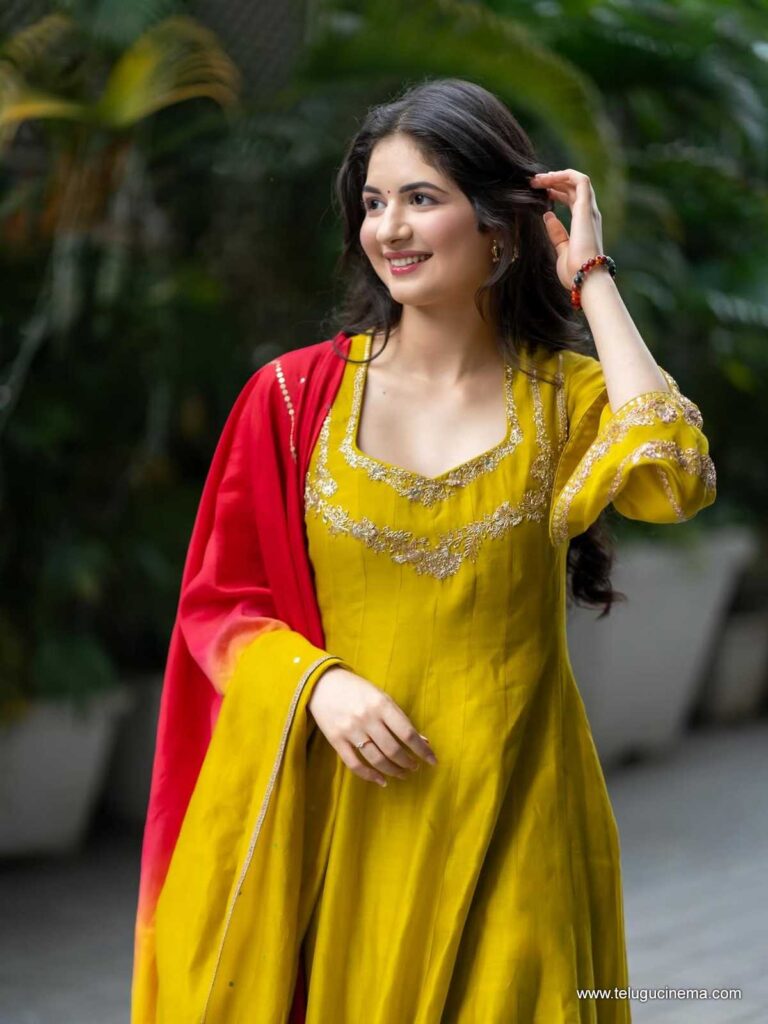 harshali stills 061225 01