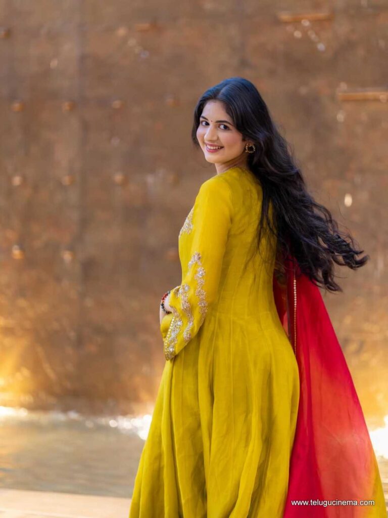 harshali stills 061225 05