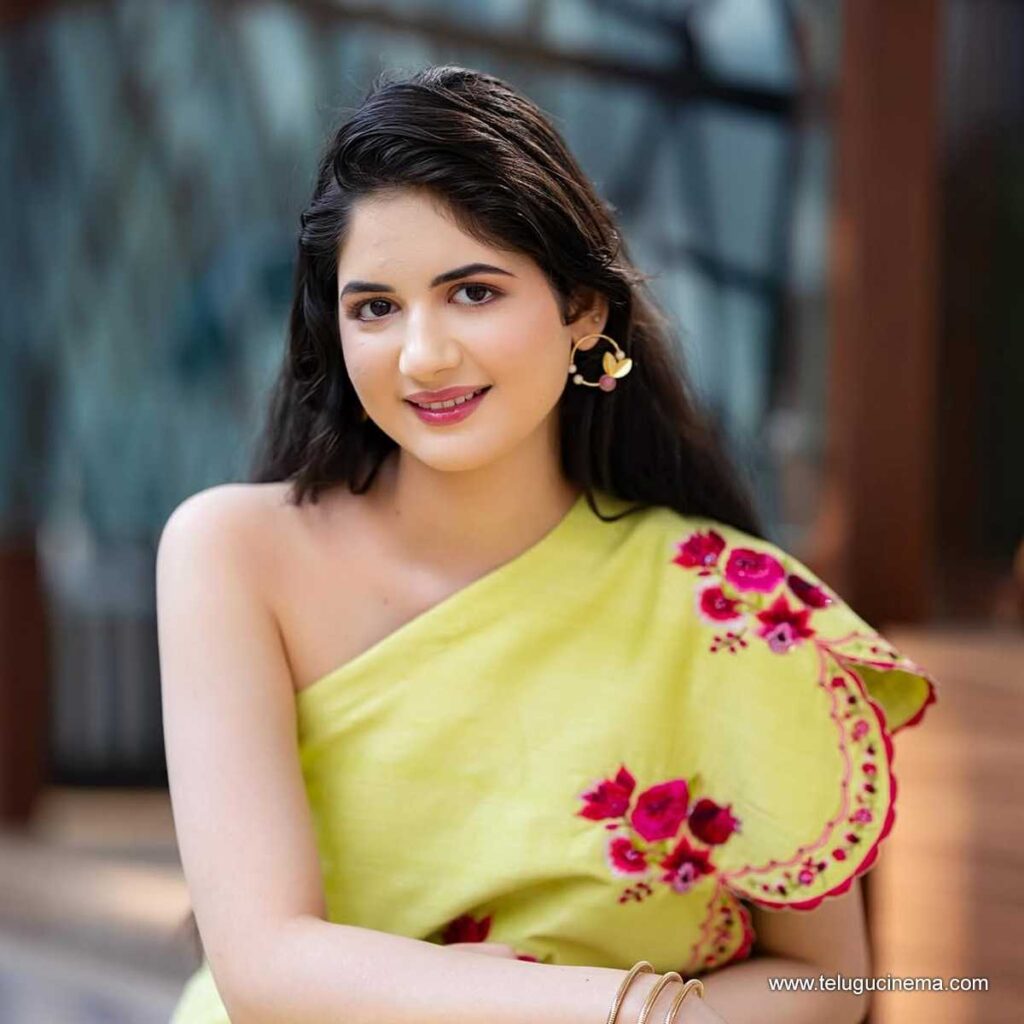 harshali stills 181225 02