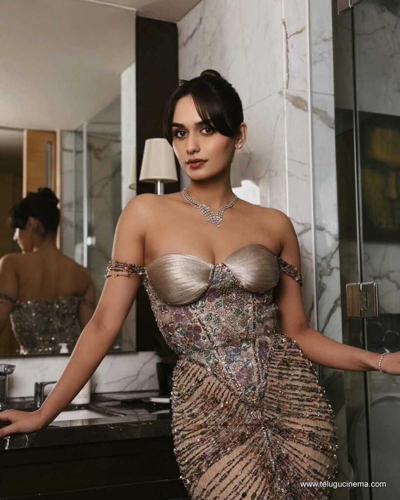 manushi stills 061225 07