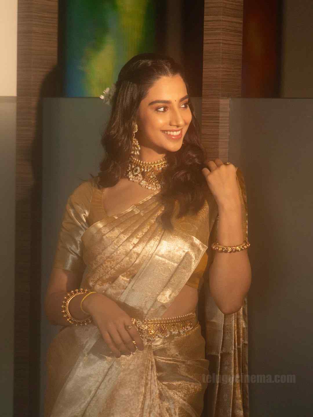 Radiance in gold: Meenakshi Chaudhary 1 Meenakshi Chaudhary