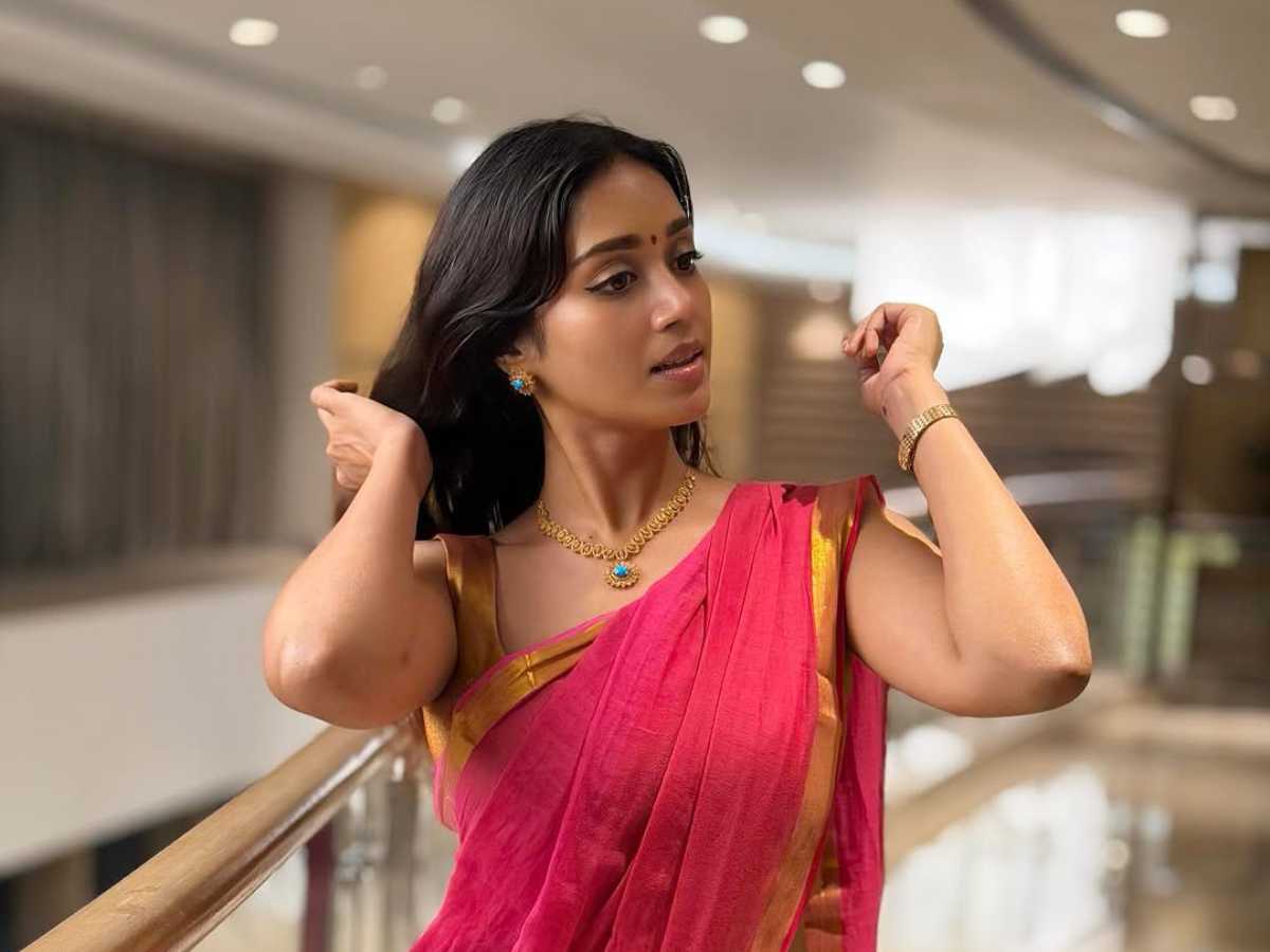 Nivetha Pethuraj and her fiancé unfollow each other – Telugu Cinema Nivetha Pethuraj and her fiancé unfollow each other – Telugu Cinema