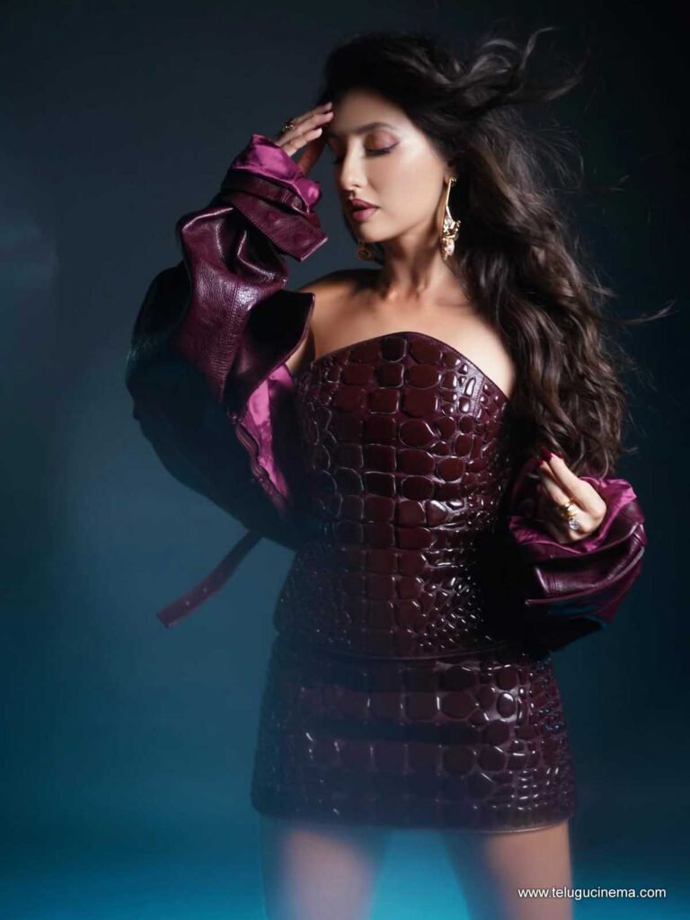 nora stills 261225 03