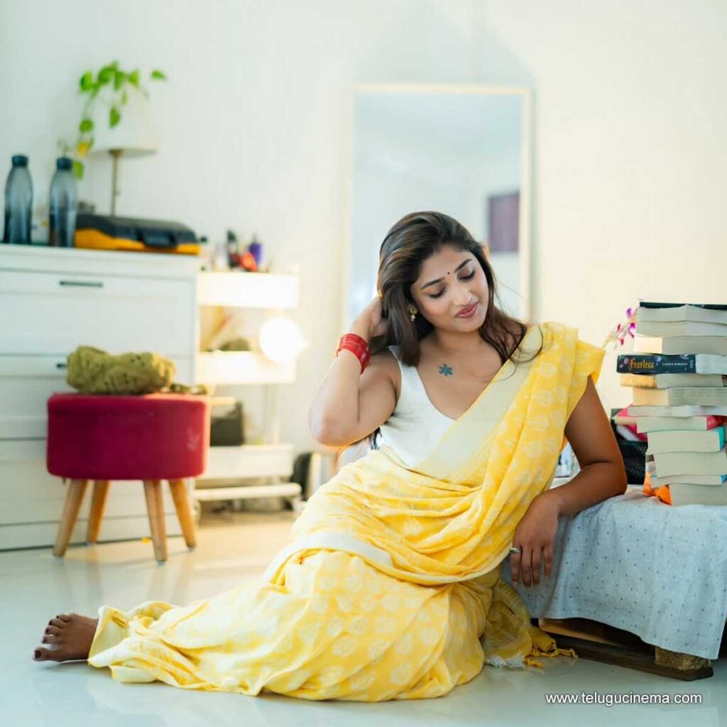 priyavadlamani stills 061225 04