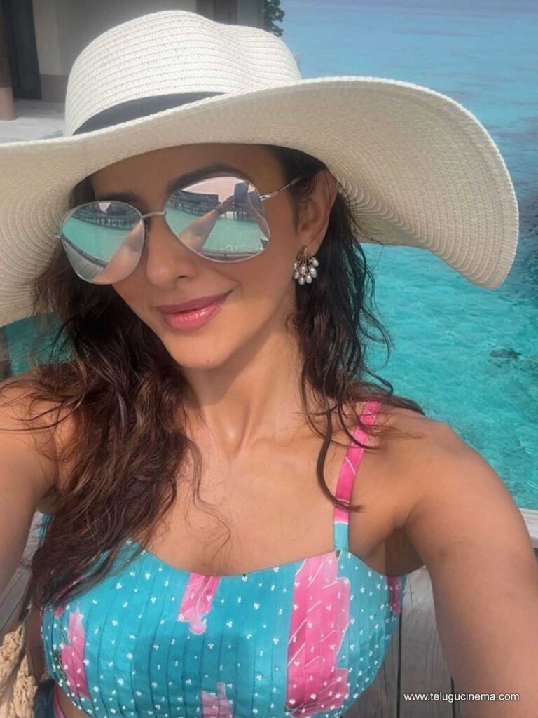 rakul stills 021225 09