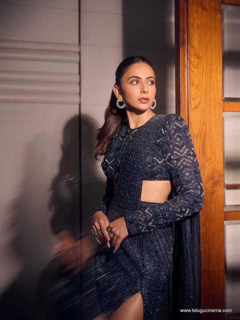 rakul stills 041225 07