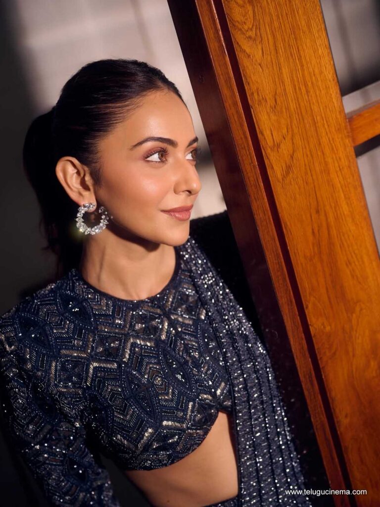 rakul stills 041225 08
