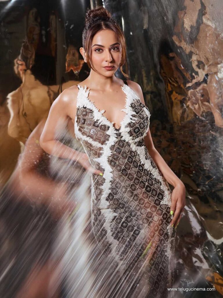 rakul stills 111225 05