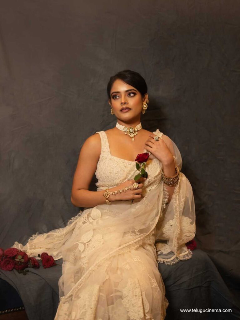 ridhhi stills 301225 04