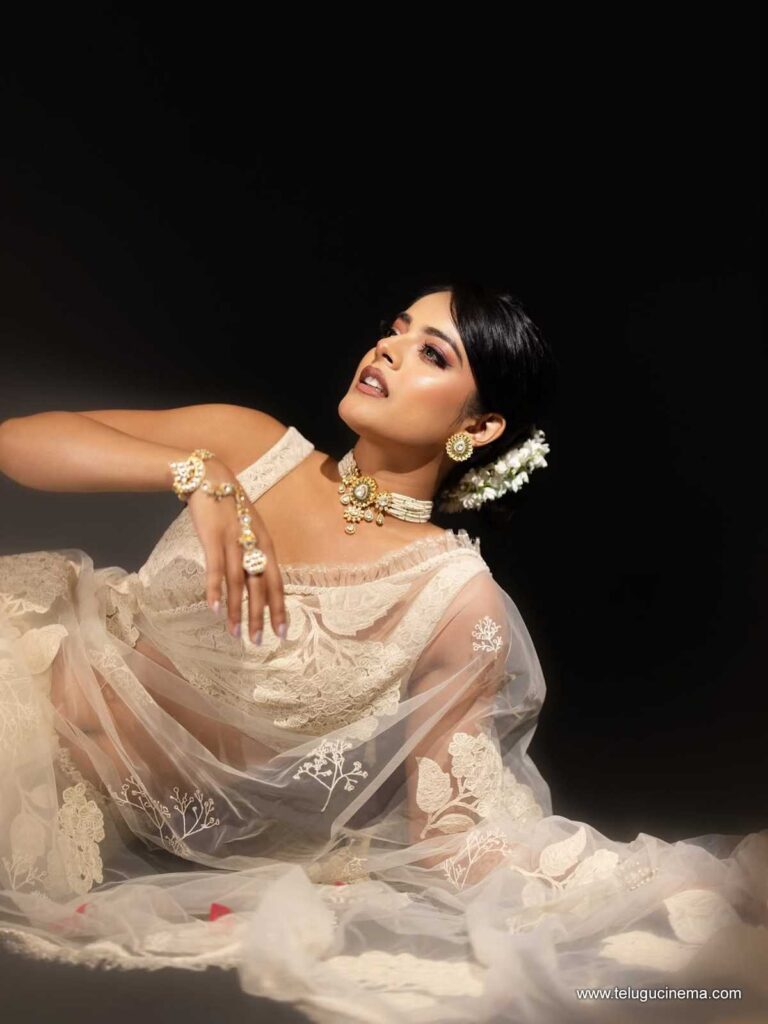 ridhhi stills 301225 05