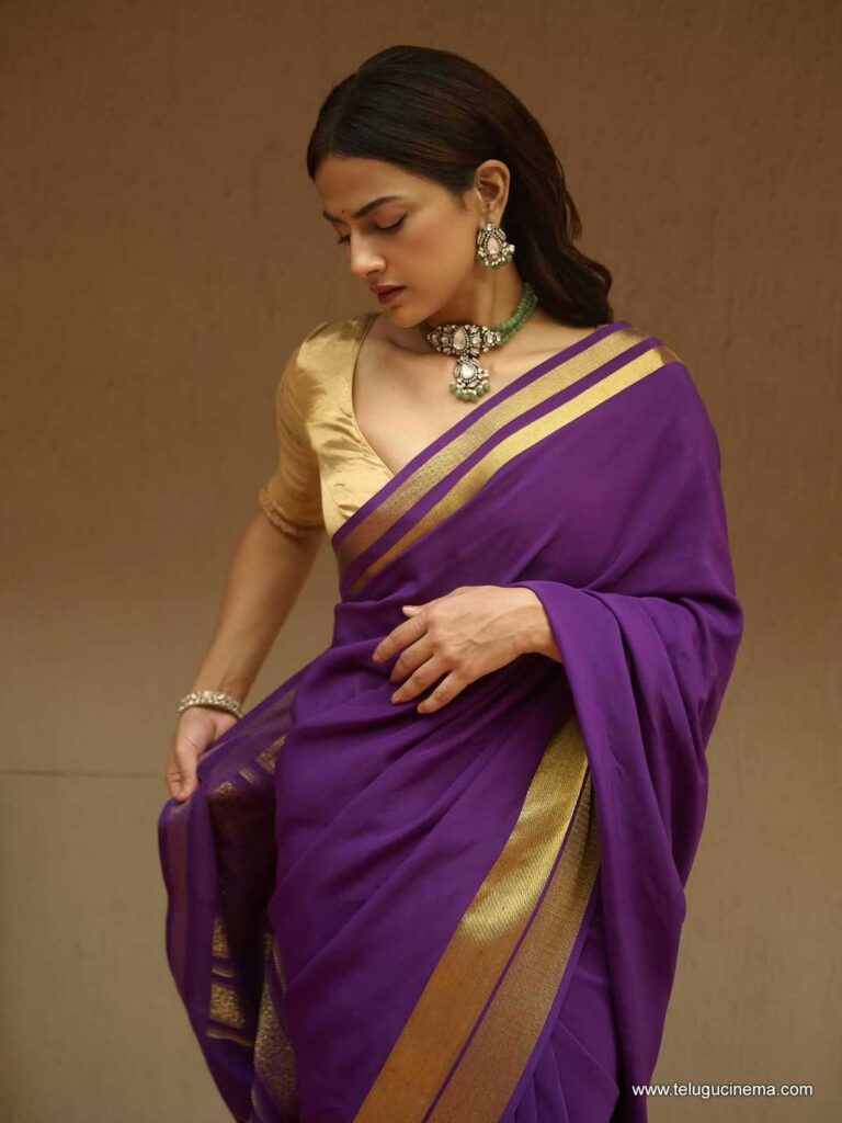 shraddhasrinath stills 061225 11