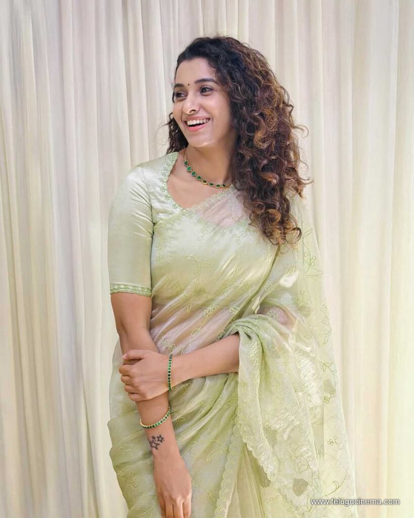 priyabhavani stills 030126 01