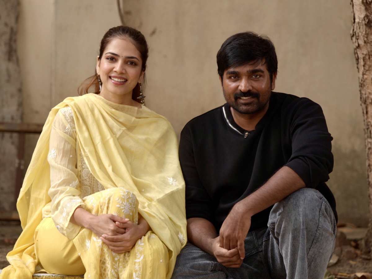 Malavika Mohanan with Vijay Sethupathi
