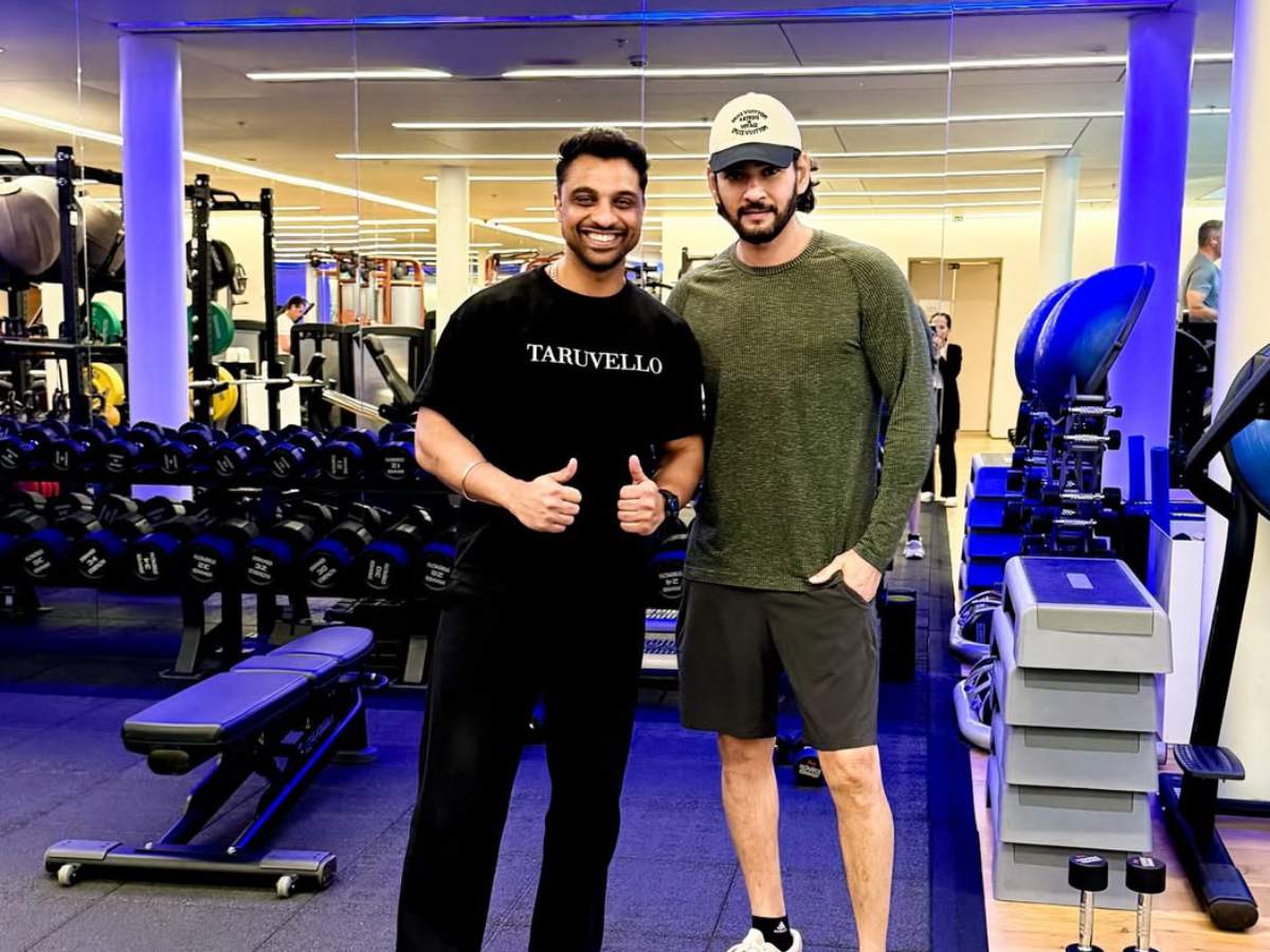 Mahesh Babu with trainer Tarun Sharma
