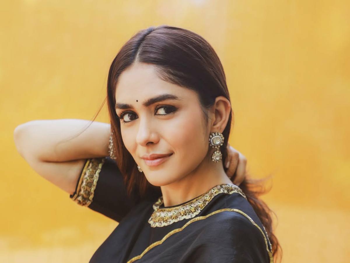 Mrunal Thakur