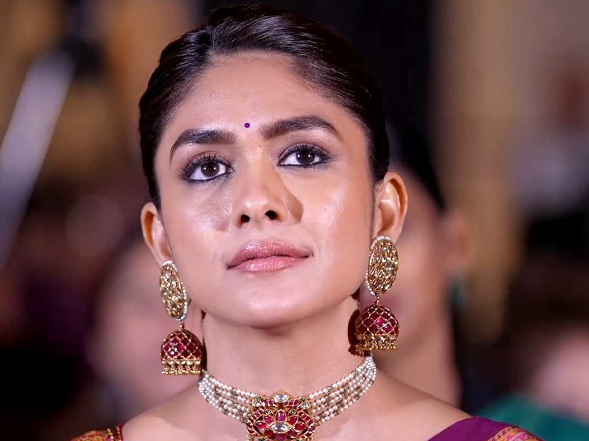 Mrunal Thakur