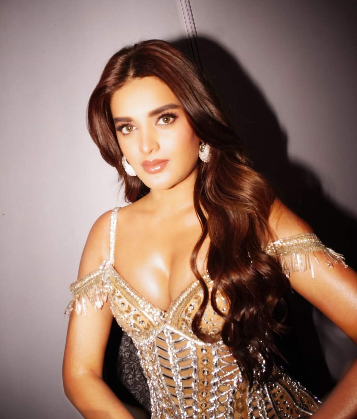 Nidhhi Agerwal