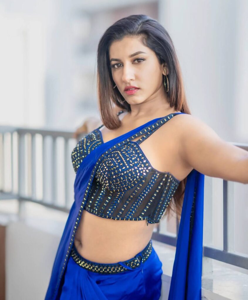 vishnupriya apr1426long