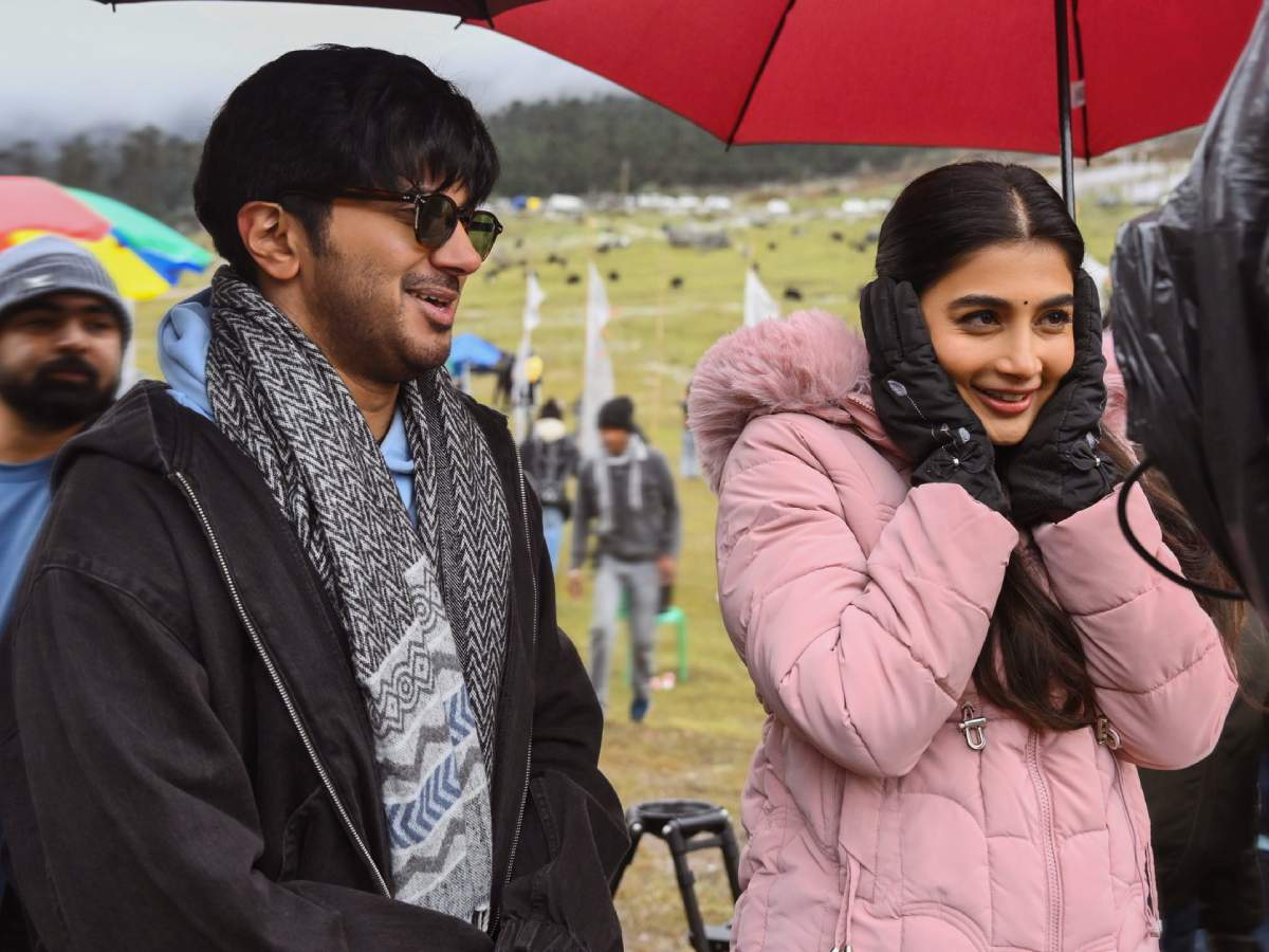 DQ41: Dulquer Salmaan, Pooja Hegde
