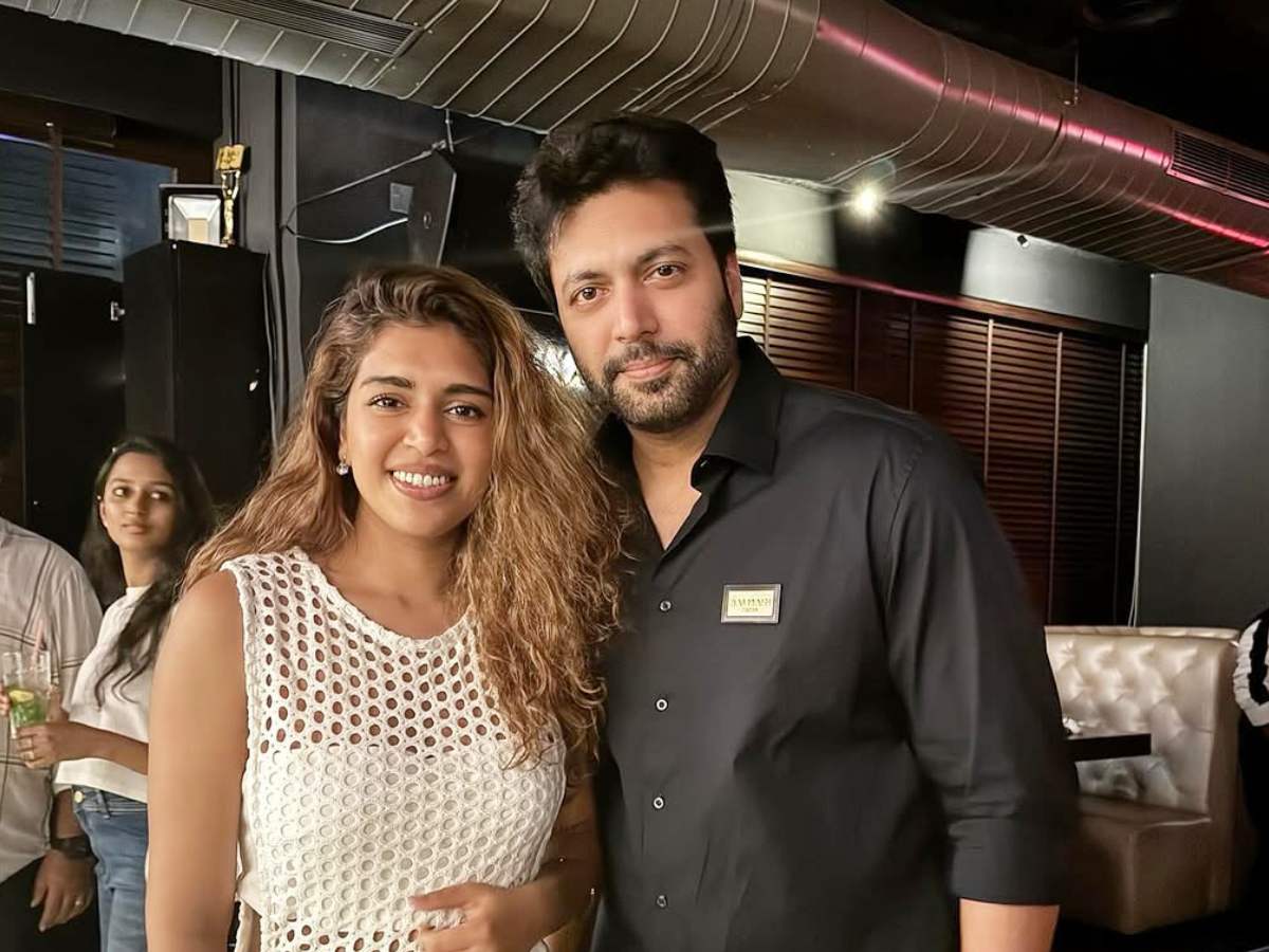 Keneeshaa announces breakup with actor Ravi Mohan 1 Ravi Mohan and Keneesha